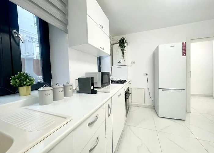 Apollo 1 בוקרשט