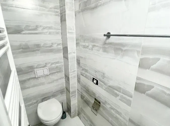 Apartament Apollo 1 *